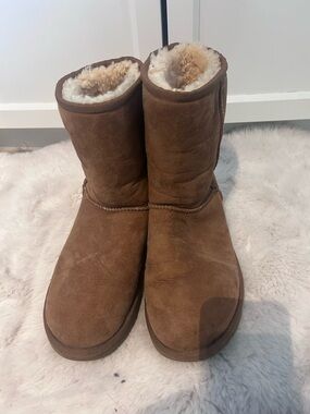 UGG Women’s Classic II Short Chestnut Suede Shearling Boots